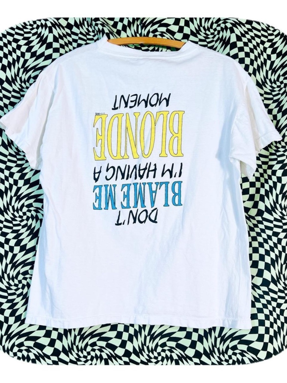 Vintage 90s Blonde's T-Shirt - White w directions on how to wear print sz M - Picture 4 of 6